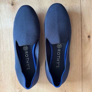ROTHY’S The Loafer Size 38.5 slip-on shoes in the navy blue